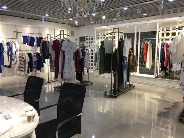 女装折扣店哪个地方拿货便宜