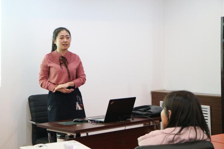 投标课老师720x480.jpg